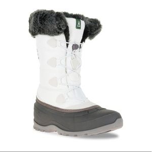 Furry snow boots